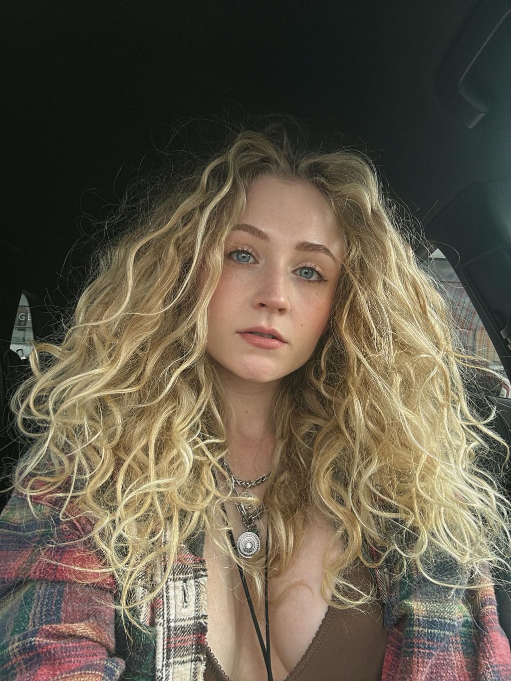 Janet Devlin