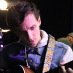 La clarté acoustique et la vibration organique de Jack Stanis avec Paper Sky Peace