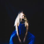 Alice Gold fait un retour magistral avec l’émouvant Both Hands
