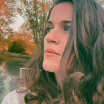Amélie Giardini nous envoûte avec l’atmosphère mélancolique de Beast